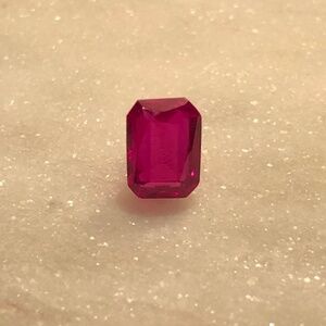 Beautiful Bright Pink Gemstone Emerald Cut 1CT Synthetic